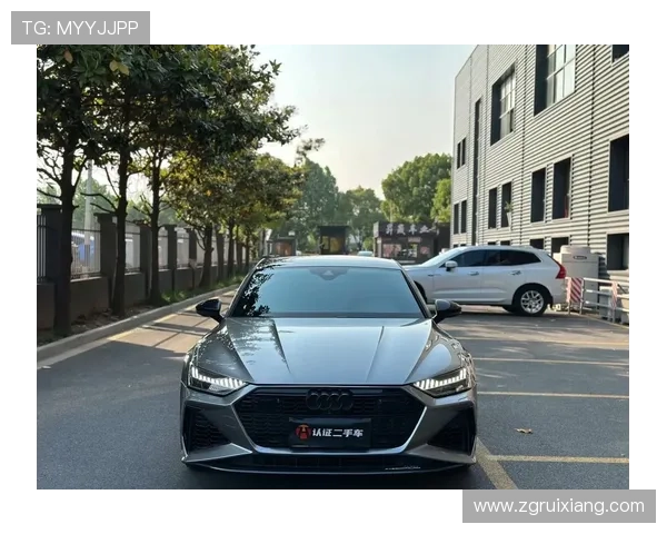 19款奥迪A7即将上市,全新内饰升级,全触摸中控台,网友:期待