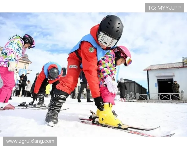亚布力单板滑雪世界杯（亚布力滑雪价格汇总）sports